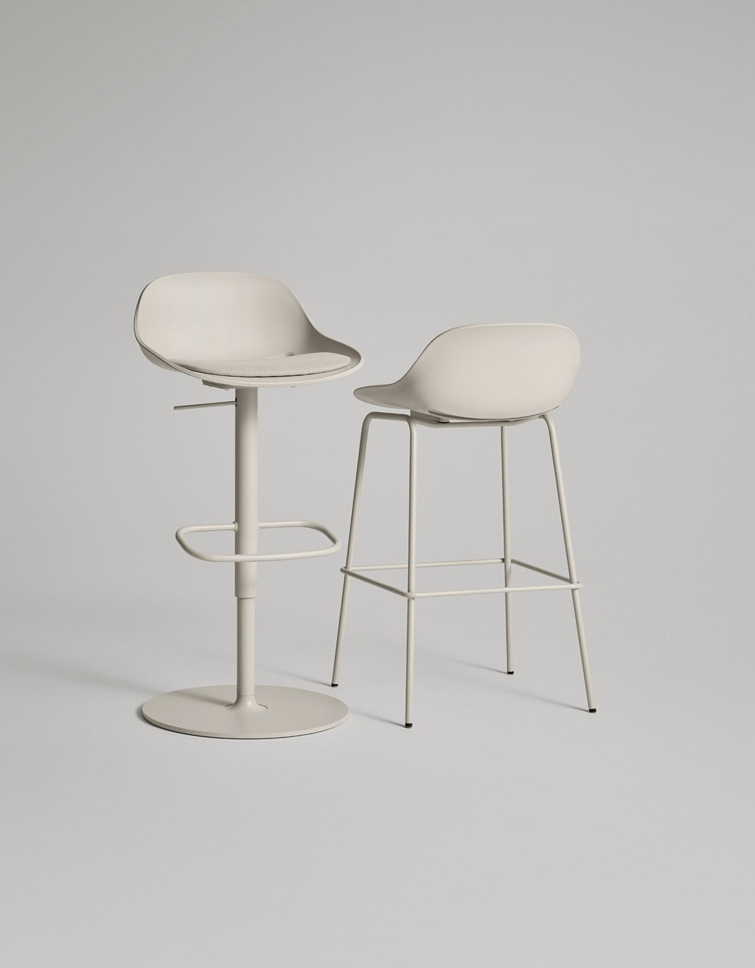 Beso Circulo bar stoolBeso Circulo bar stool